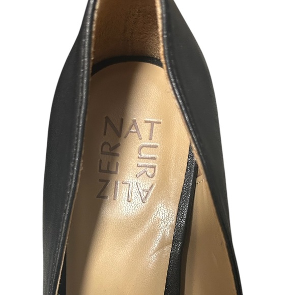 Naturalizer black leather pumps size 7.5 - Picture 5 of 6